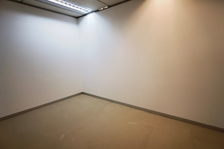 To Let commercial Property for Rent in Mowbray Western Cape